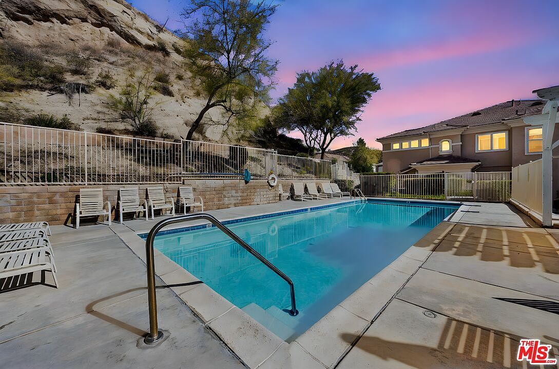 28955 Oak Spring Canyon Rd UNIT 4 Canyon Country, CA 91387 - Thumbnail 5