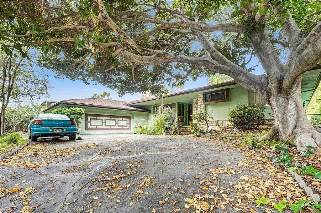 11500 Thurston Cir Los Angeles, CA 90049 - Thumbnail 5