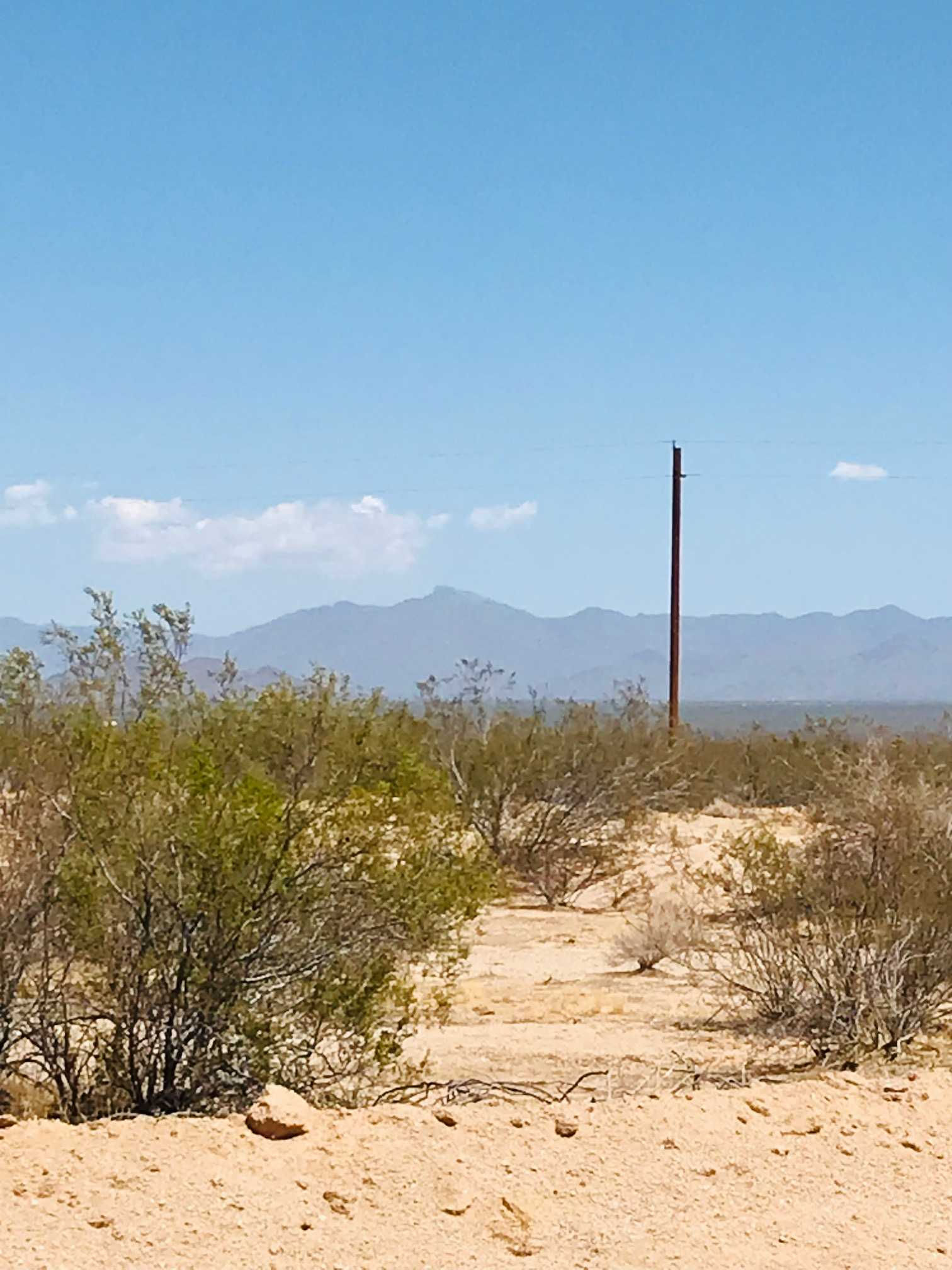 525 S Butch Cassidy Rd, Yucca, AZ, USA, 86438 - Thumbnail 4