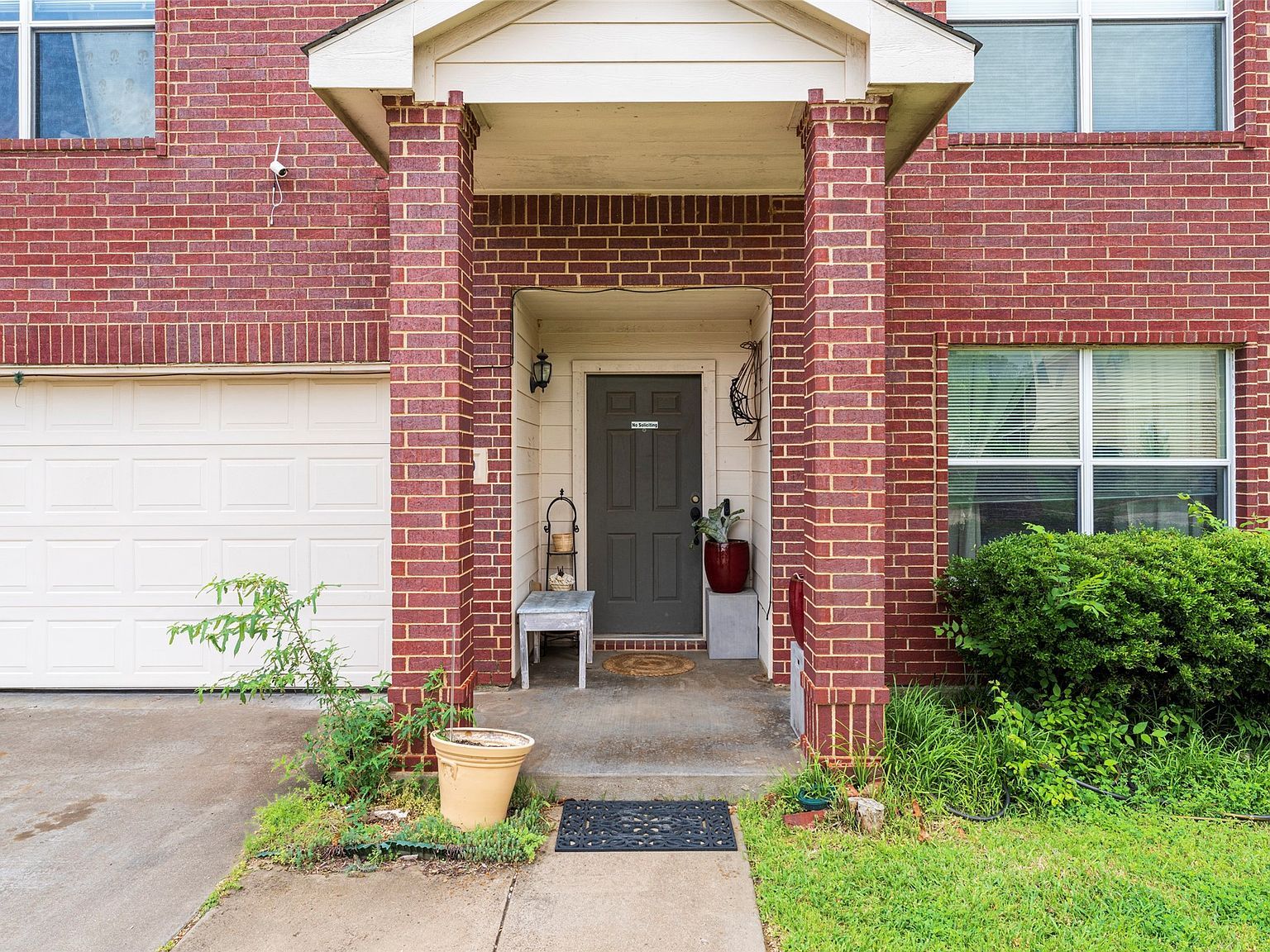 8100 Colbi Ln Fort Worth, TX 76120 - Thumbnail 5