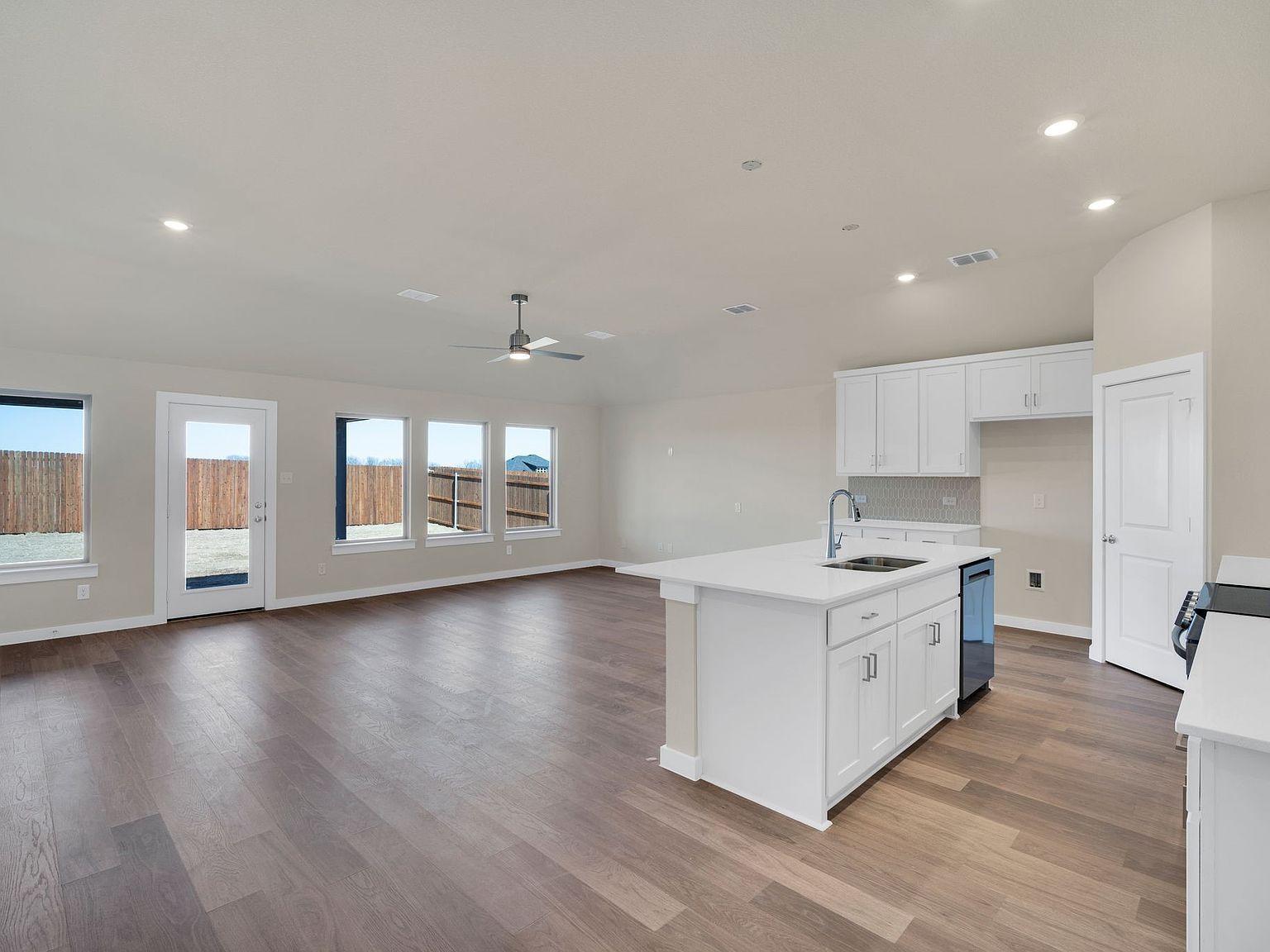 4207 Pigeon Dr Sherman, TX 75092 - Thumbnail 5