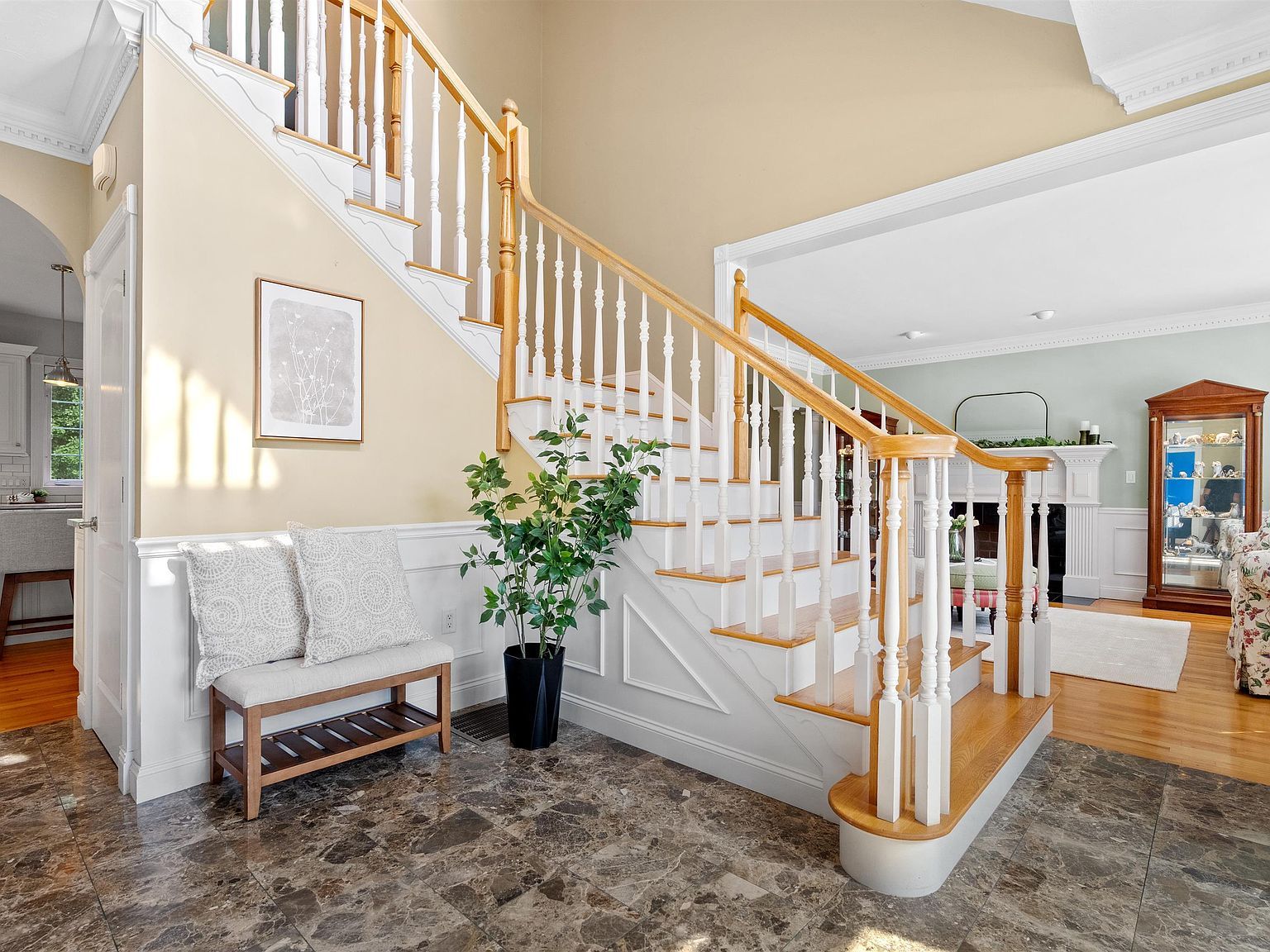 8 Arcadia Ln Salem, NH 03079 - Thumbnail 5