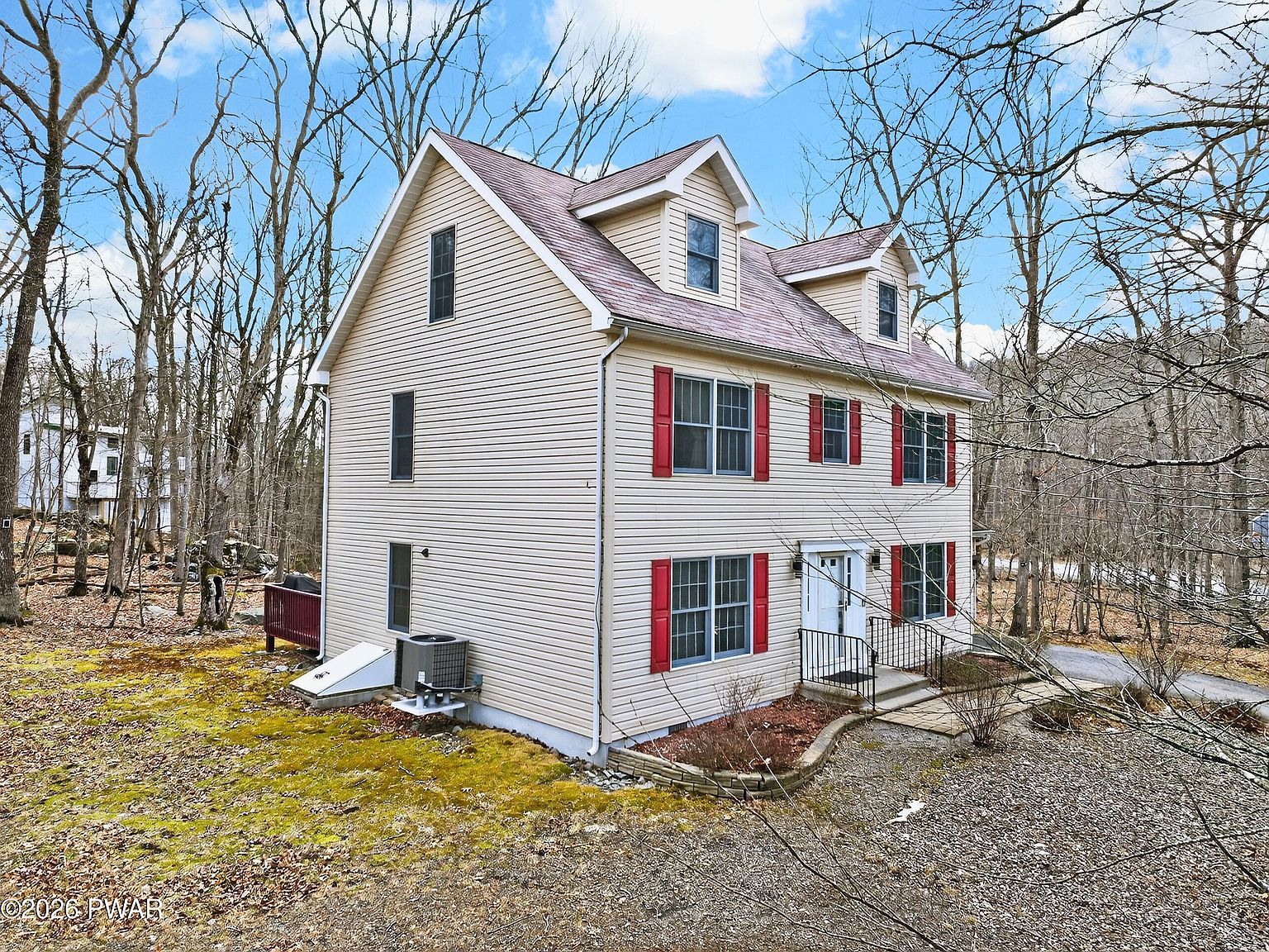 6293 Decker Rd Bushkill, PA 18324 - Thumbnail 5