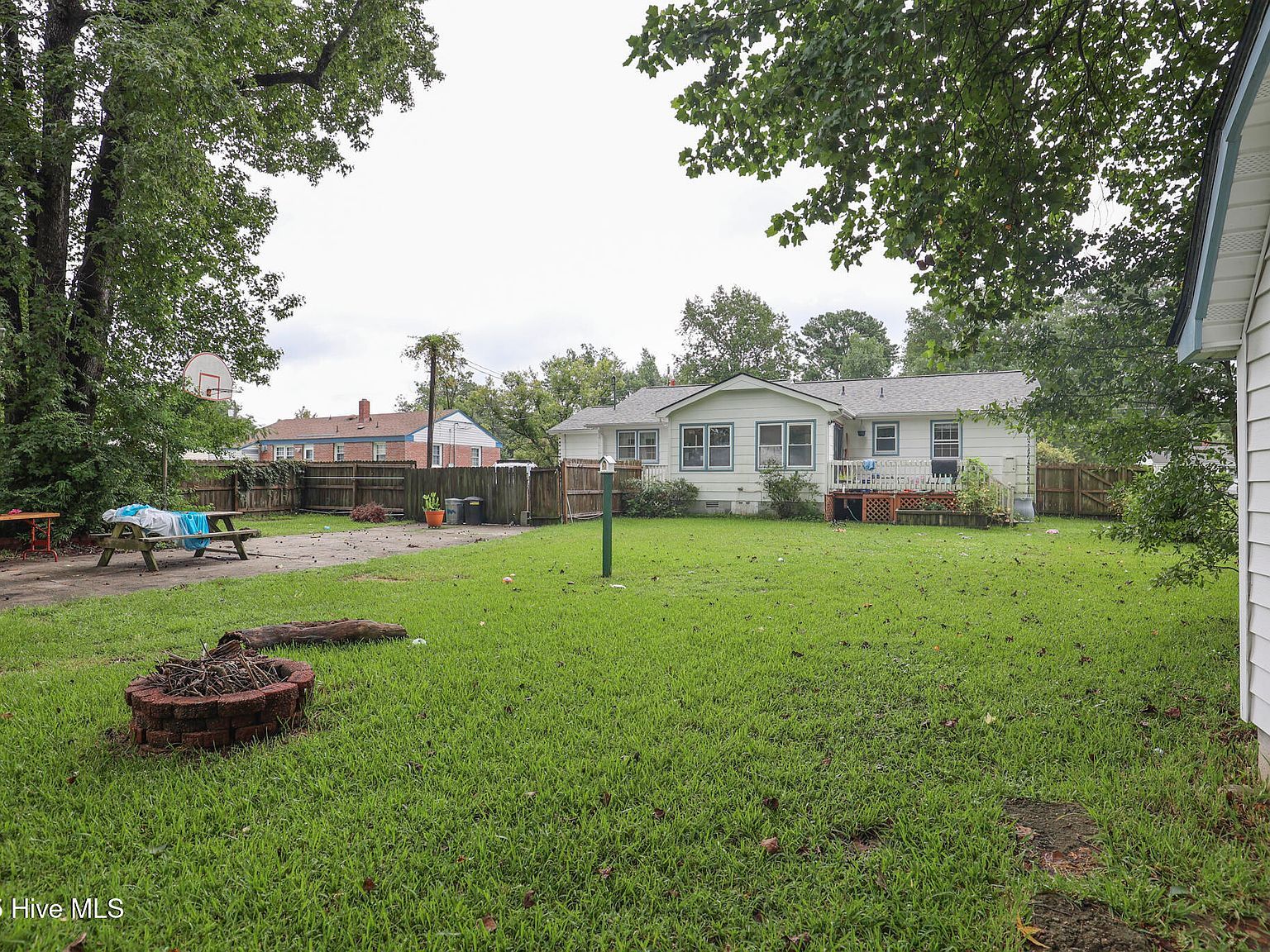 419 Seminole Trl Jacksonville, NC 28540 - Thumbnail 5