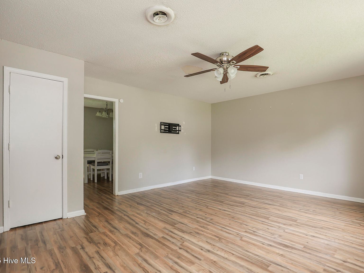 408 Sterling Rd Jacksonville, NC 28546 - Thumbnail 5