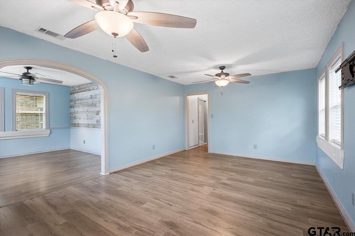 606 Glazner St Hawkins, TX 75765 - Thumbnail 5