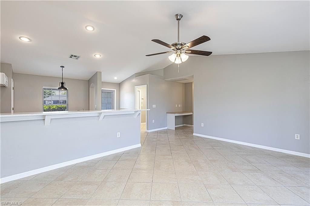 2904 NW 5th Pl Cape Coral, FL 33993 - Thumbnail 5