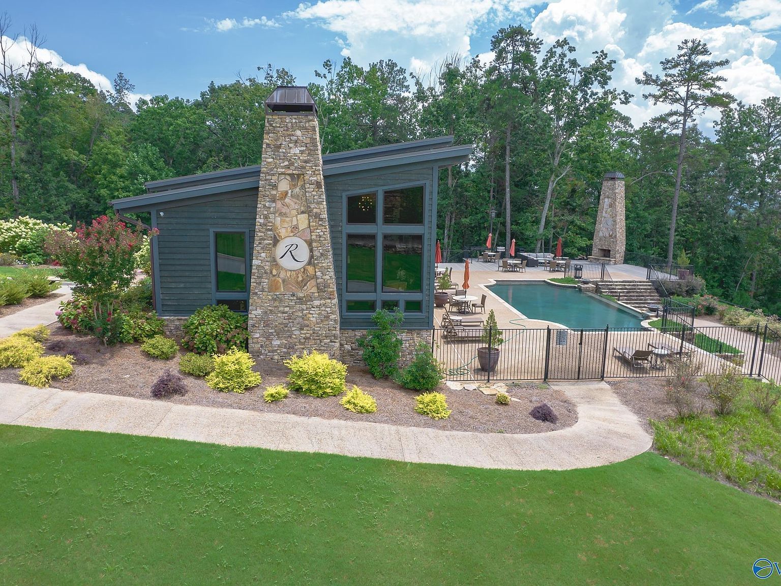 83 Boathouse Dr Guntersville, AL 35976 - Thumbnail 5