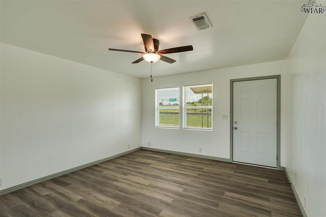 1600 Central Fwy Wichita Falls, TX 76306 - Thumbnail 5