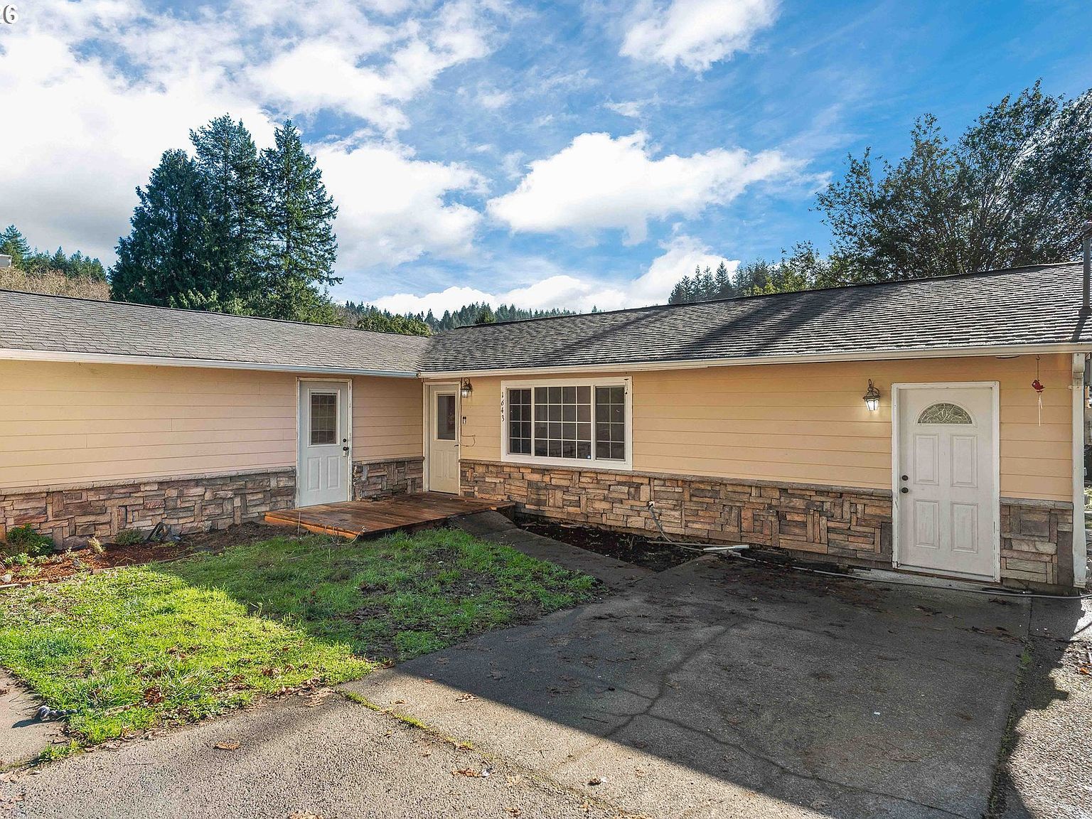 1643 Shelley Rd Coquille, OR 97423 - Thumbnail 5