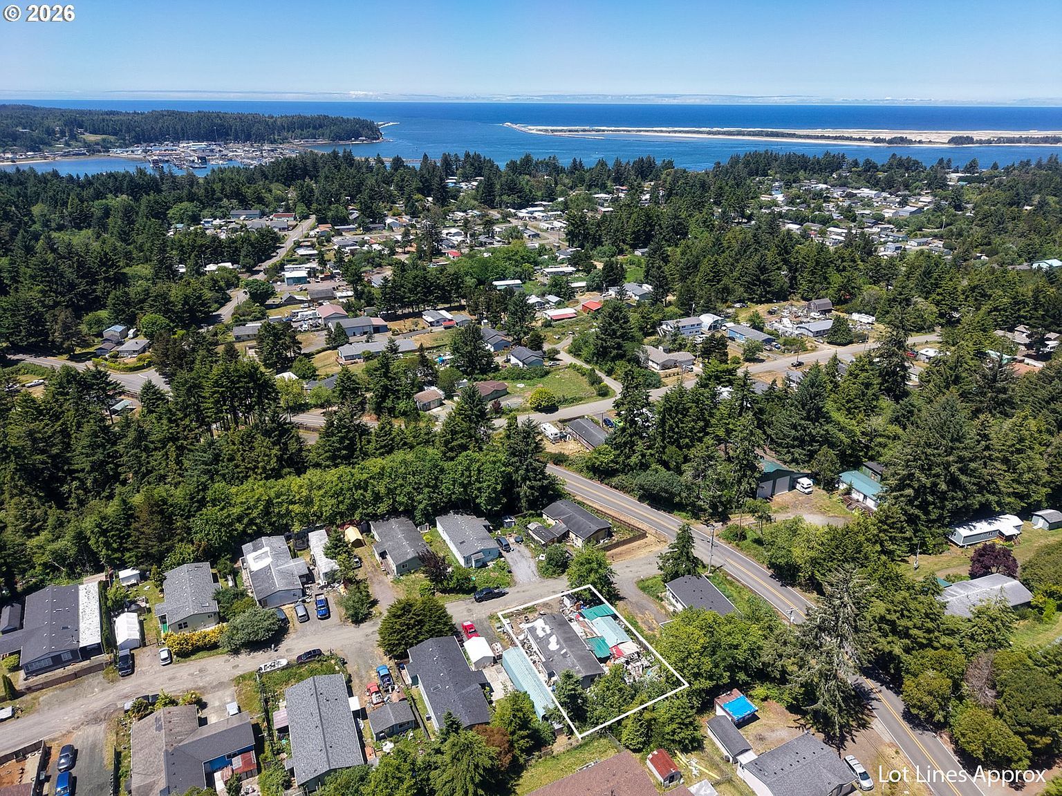 63451 Capitol Dr Coos Bay, OR 97420 - Thumbnail 5