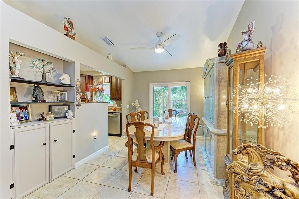 620 Burke Rd Venice, FL 34293 - Thumbnail 5