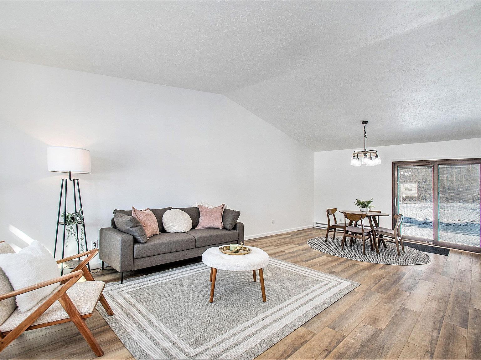 1114 N Penny Dr Warsaw, IN 46580 - Thumbnail 5