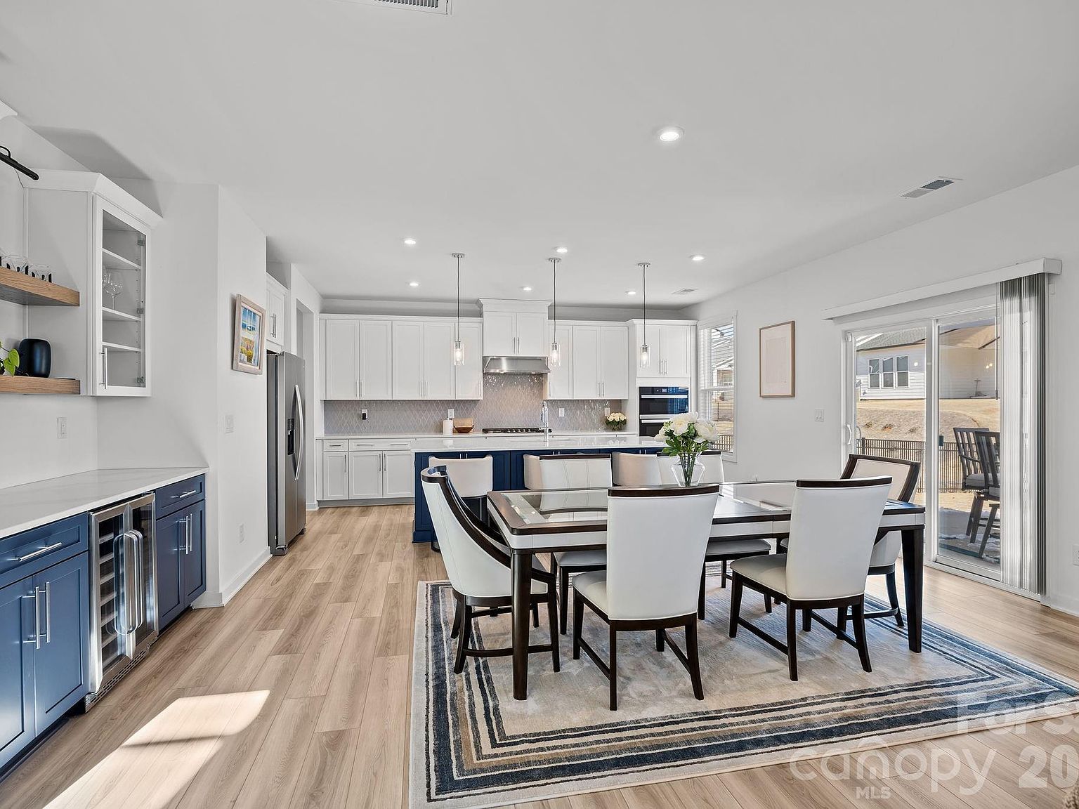 6018 Valehaven Pl Charlotte, NC 28269 - Thumbnail 5