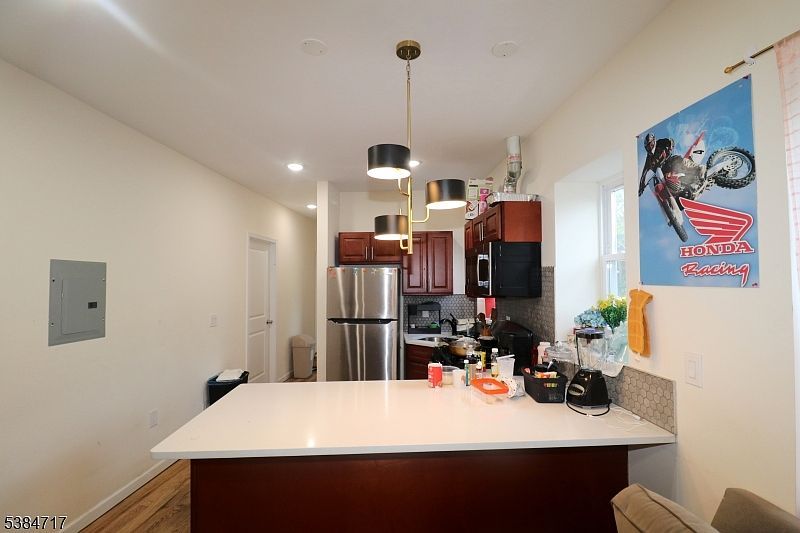 24 Parkhurst St Newark, NJ 07114 - Thumbnail 5