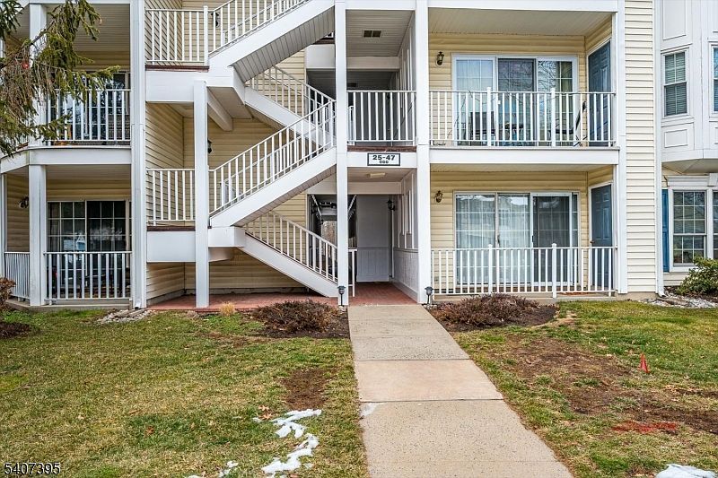 45 Amethyst Way #45 Franklin Park, NJ 08823 - Thumbnail 5