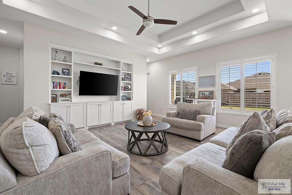 102 Heron Dr Los Fresnos, TX 78566 - Thumbnail 5