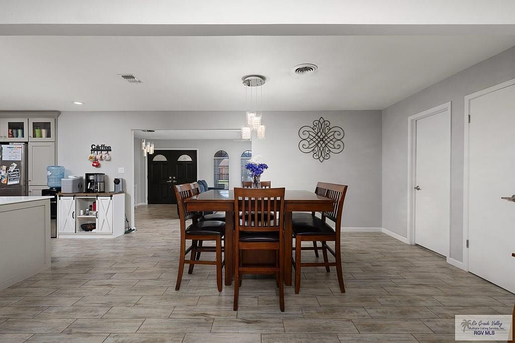 2822 Poinciana St Harlingen, TX 78550 - Thumbnail 5