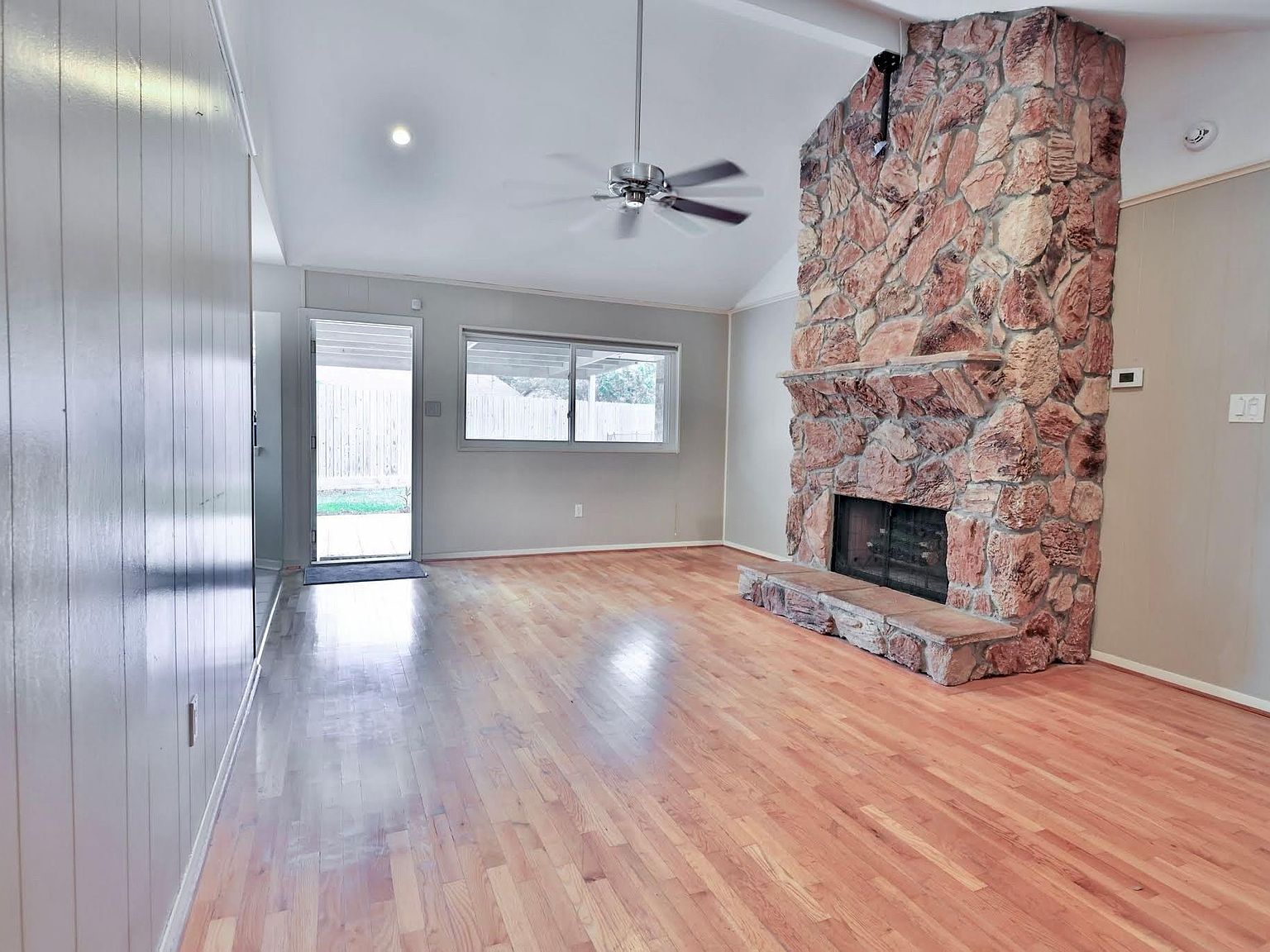 6022 Weeping Willow Rd Houston, TX 77092 - Thumbnail 5