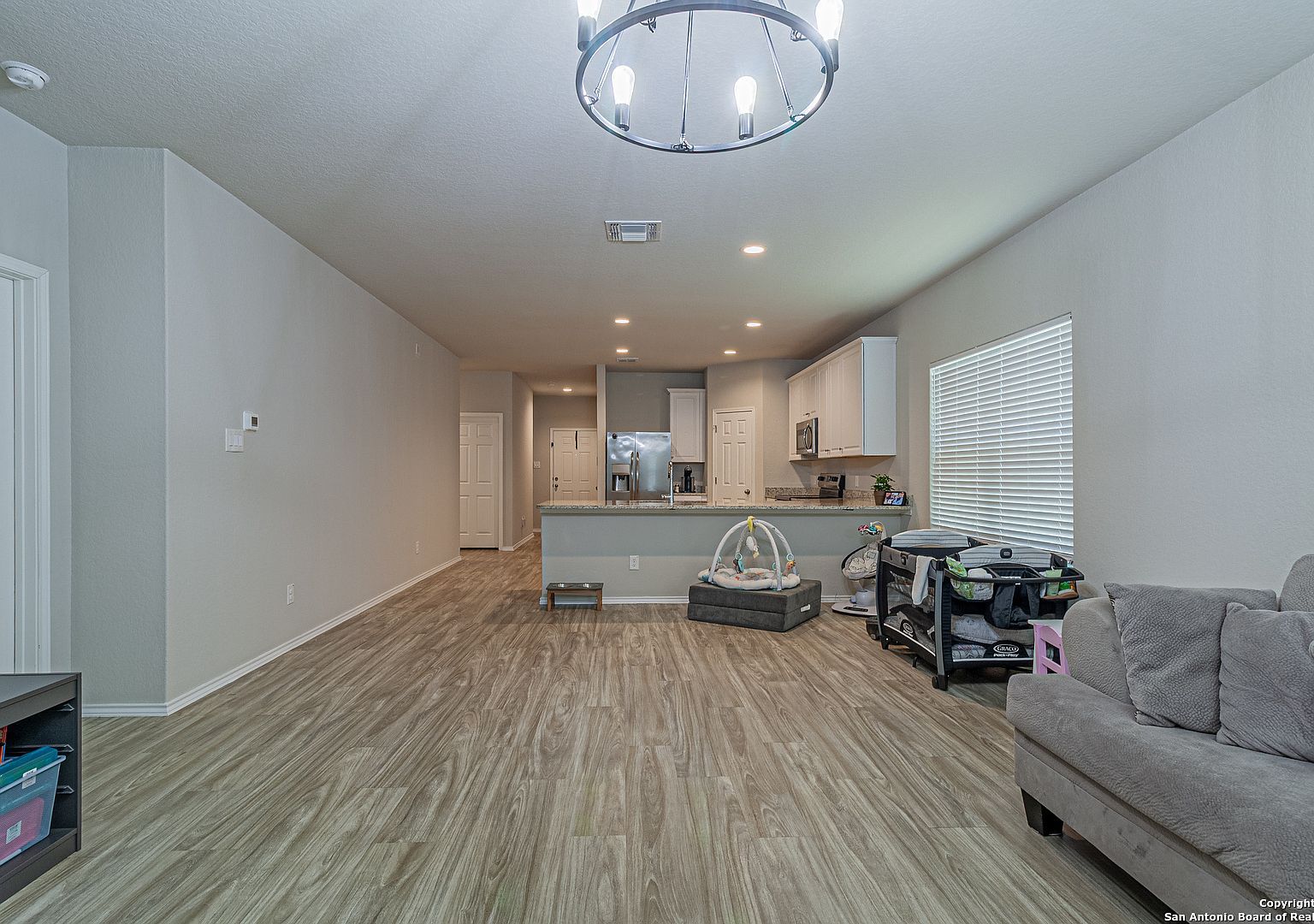 14651 Latigo Loop Elmendorf, TX 78112 - Thumbnail 5