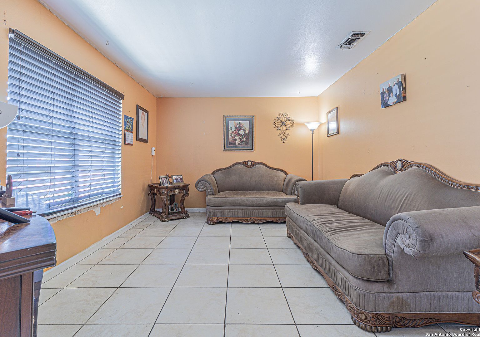 5883 Branch Valley St San Antonio, TX 78242 - Thumbnail 5