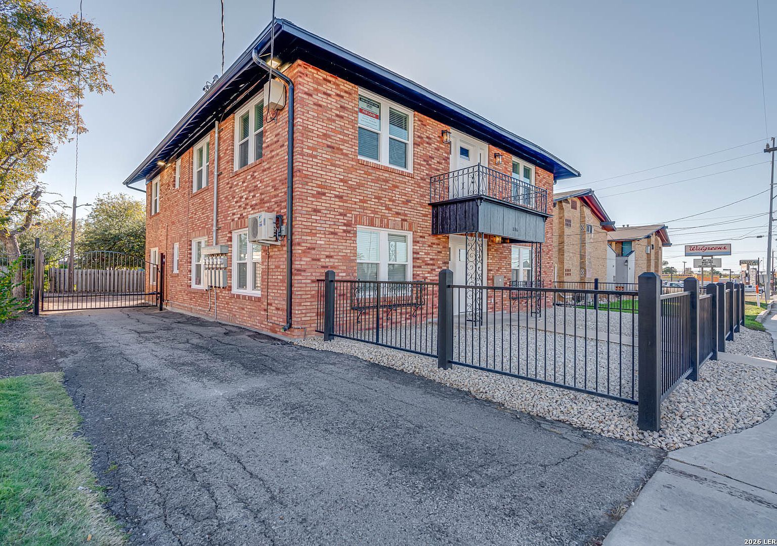 316 W Cypress St San Antonio, TX 78212 - Thumbnail 5