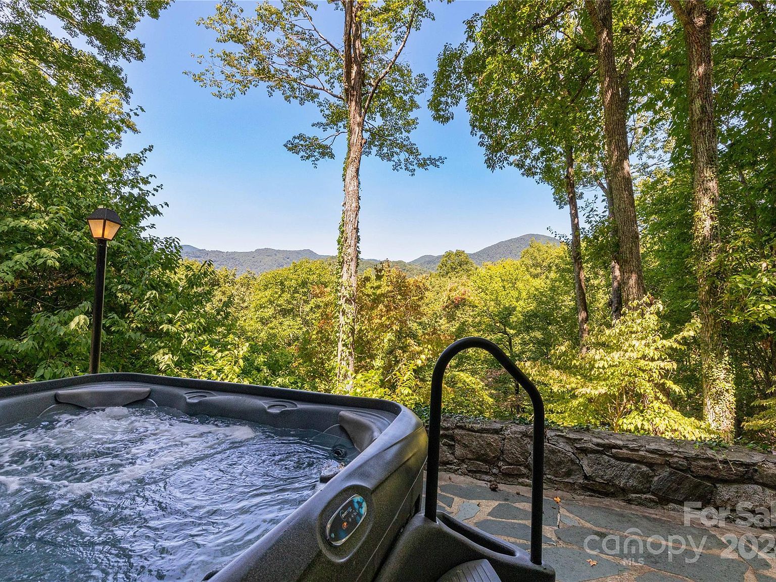 330 Overlook Dr Maggie Valley, NC 28751 - Thumbnail 5