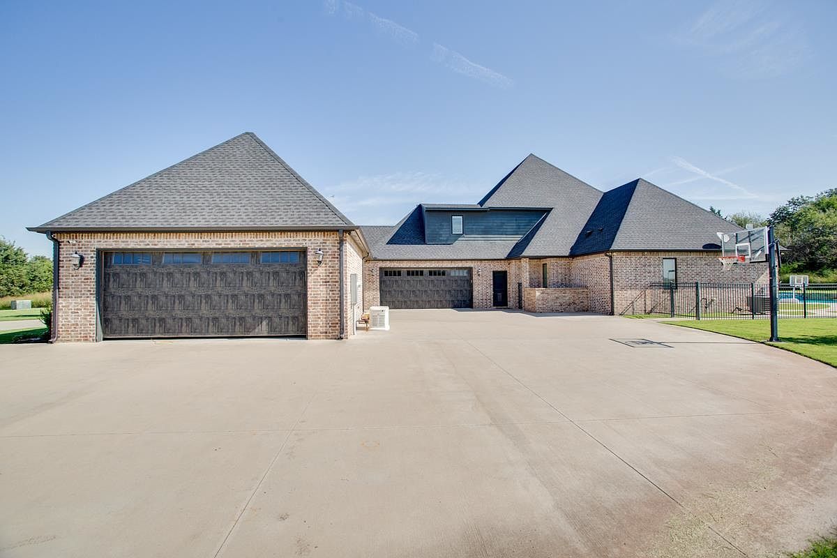 17 Elm Bridge Ln Enid, OK 73703 - Thumbnail 5