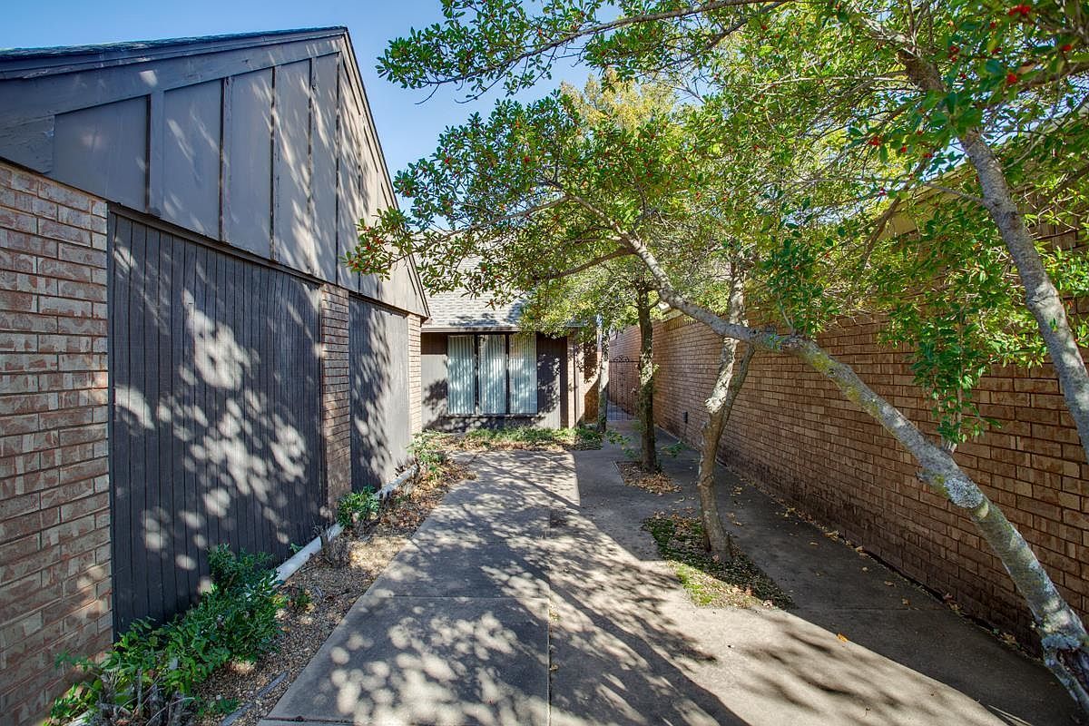 2126 Wilshire Dr Enid, OK 73703 - Thumbnail 5