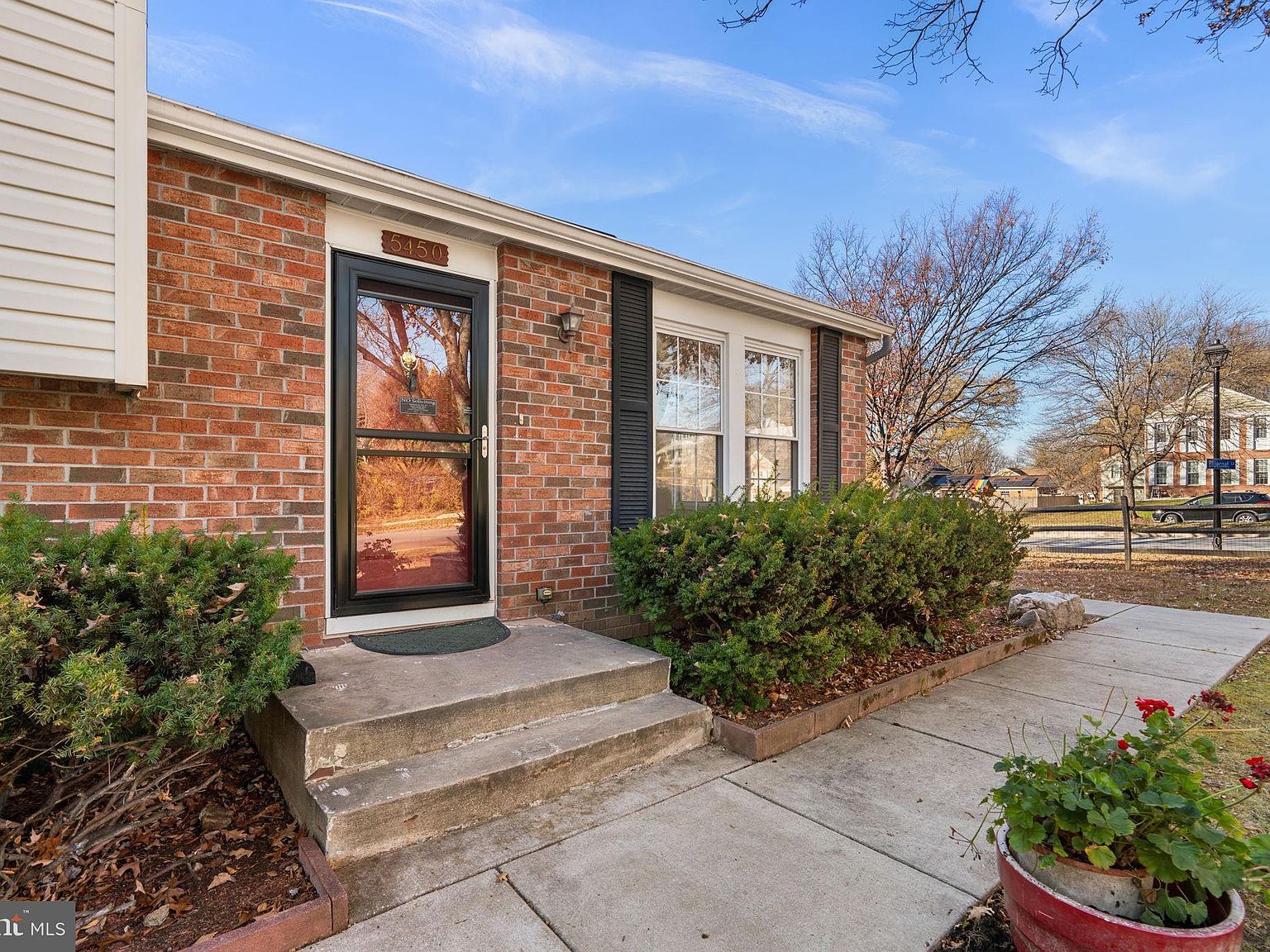 5450 Bluecoat Ln Columbia, MD 21045 - Thumbnail 5