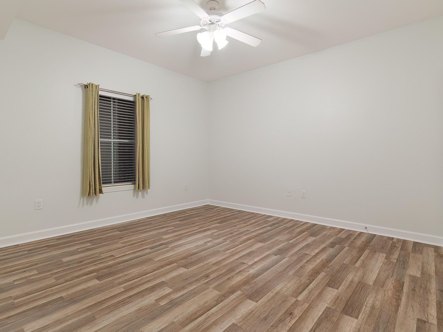 113 Brooks St UNIT 105 Fort Walton Beach, FL 32548 - Thumbnail 5