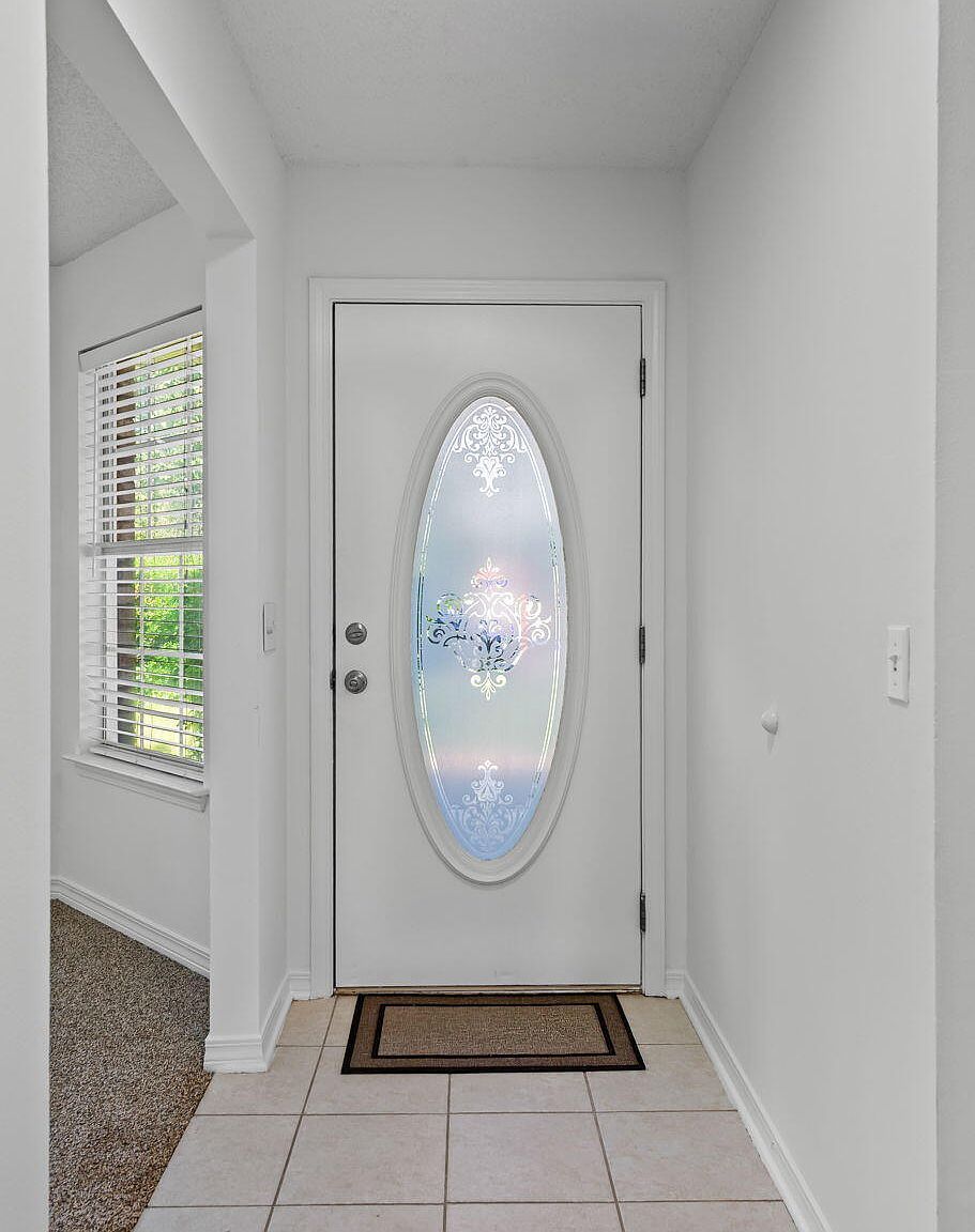 7252 Antoinette Cir Navarre, FL 32566 - Thumbnail 5