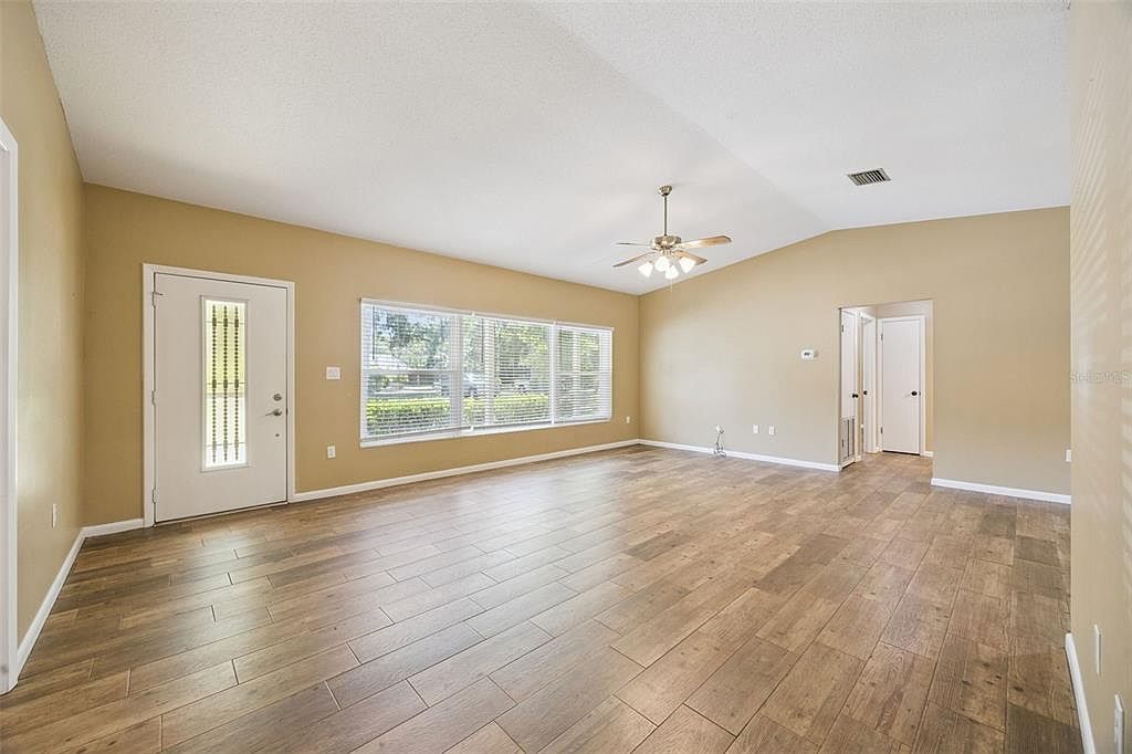 80 Whitcomb Ave Umatilla, FL 32784 - Thumbnail 5