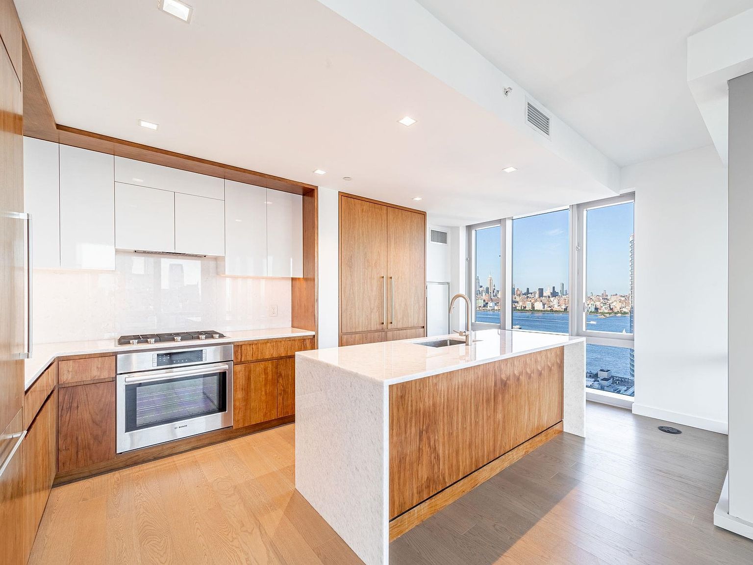 75 Park Ln S APT 3004 Jersey City, NJ 07310 - Thumbnail 5