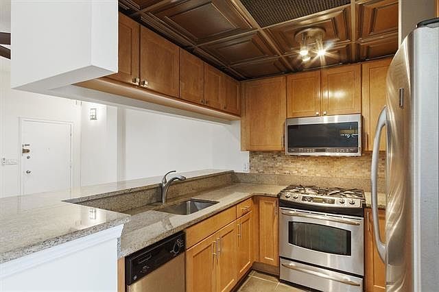 187 Wayne St APT 302C Jersey City, NJ 07302 - Thumbnail 5