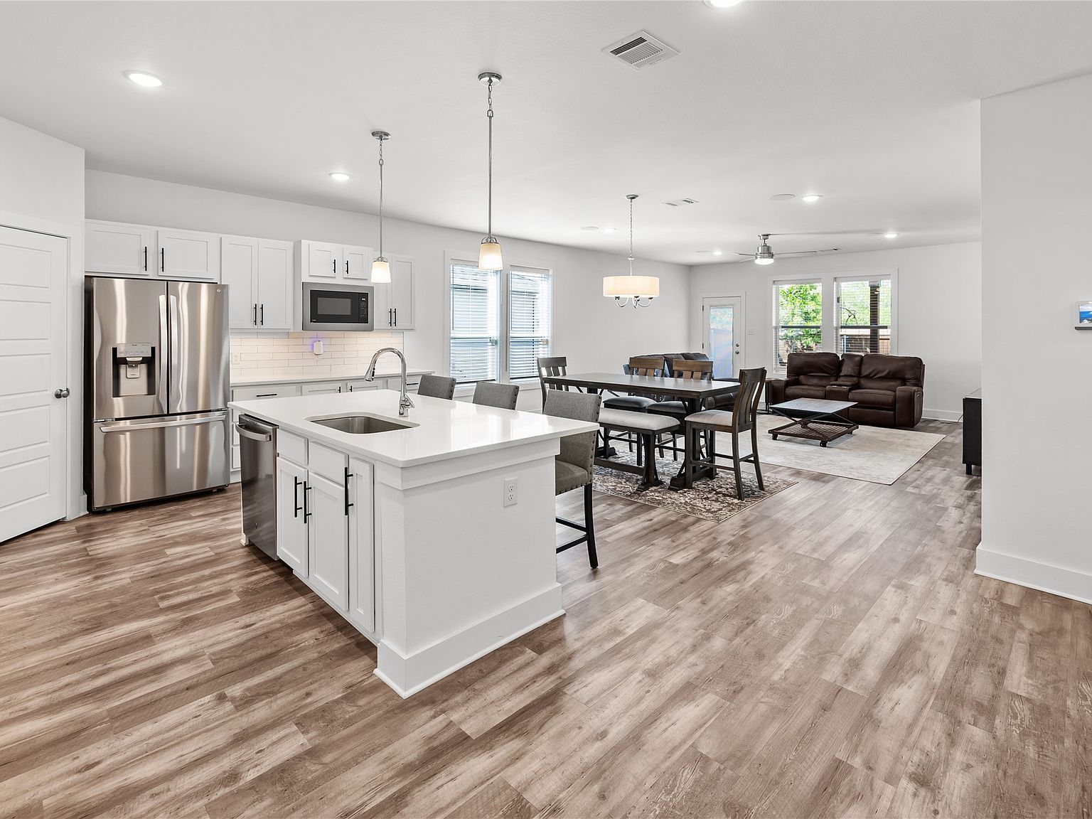 10816 Eva Mae Blvd Midlothian, TX 76065 - Thumbnail 5