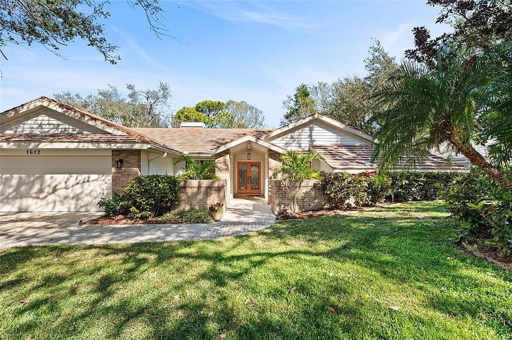 1612 Pine Harrier Cir Sarasota, FL 34231 - Thumbnail 5