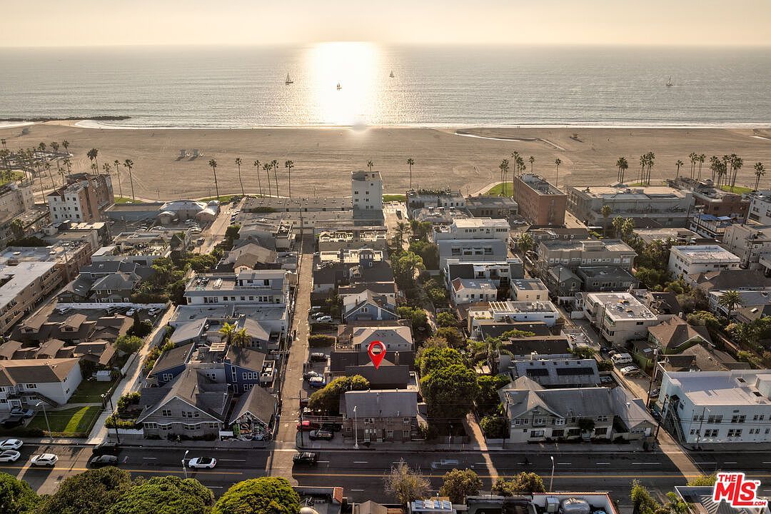 46 Wavecrest Ave Venice, CA 90291 - Thumbnail 5