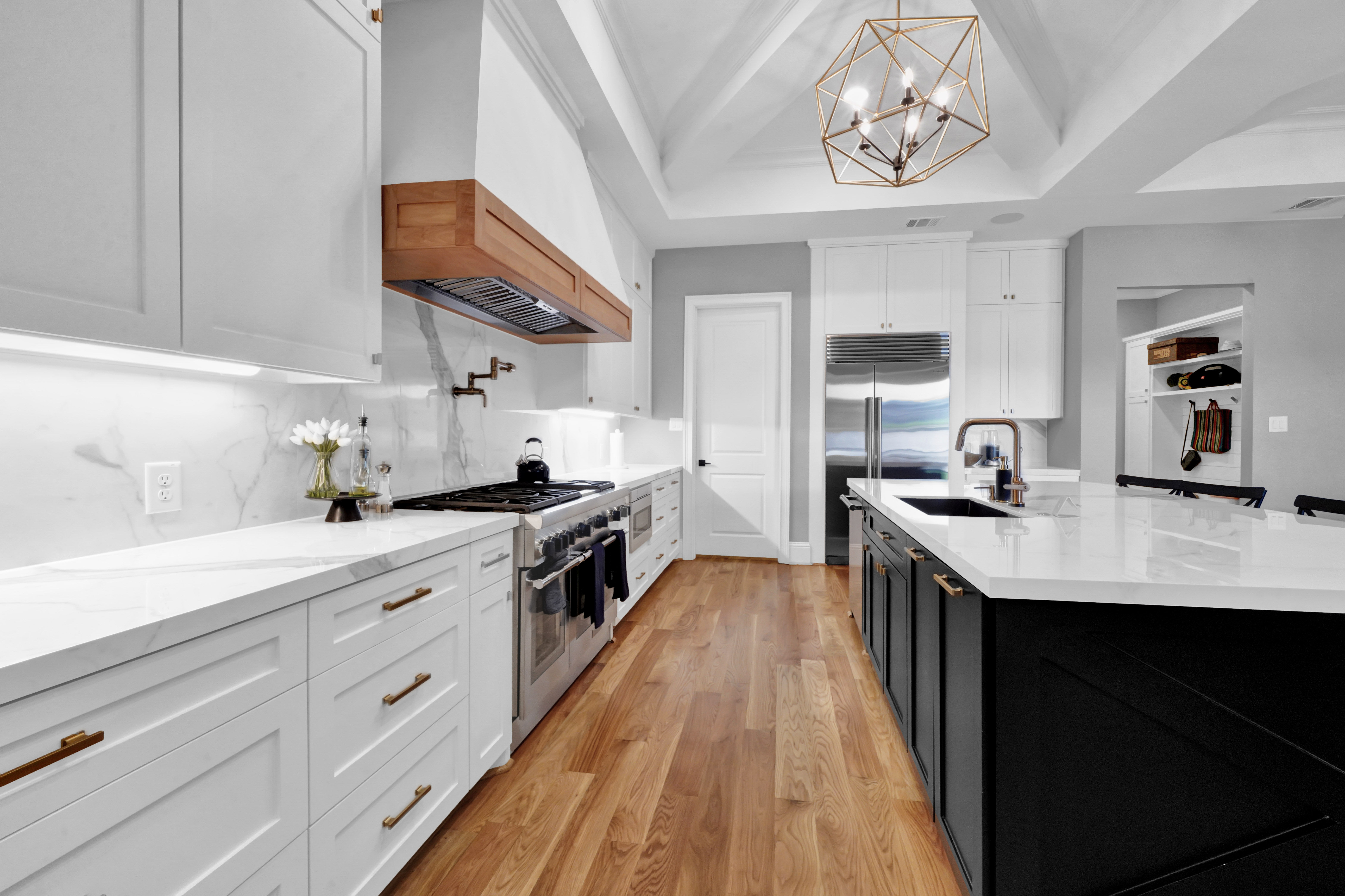 1602 Pine Chase Drive, Houston, TX, USA, 77055 - Thumbnail 5