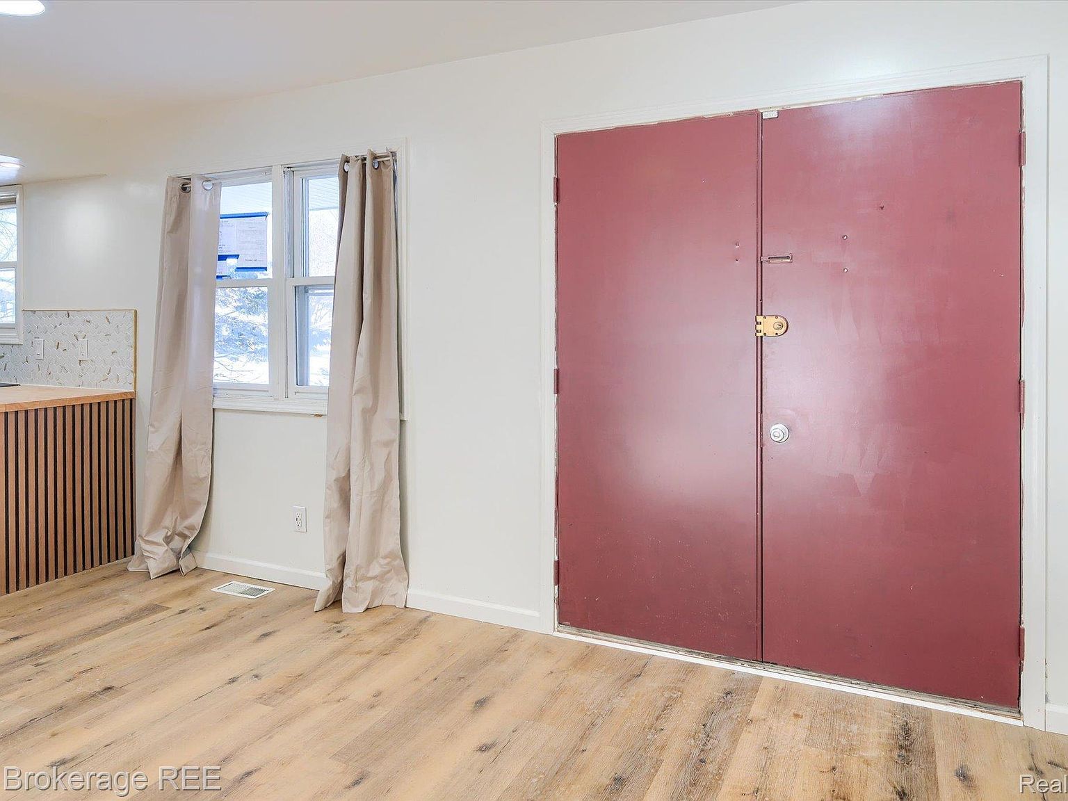 1396 Westerrace Dr Flint, MI 48532 - Thumbnail 5