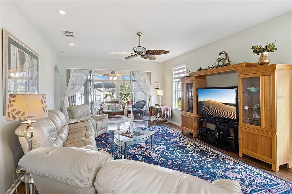 6002 Armada St Tavares, FL 32778 - Thumbnail 5