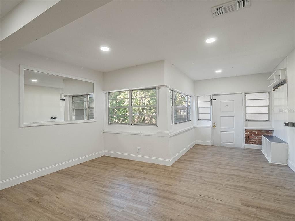 1208 Bonaire Dr Leesburg, FL 34748 - Thumbnail 5