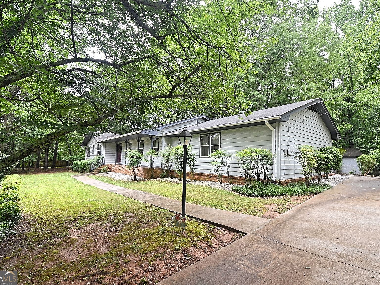 1590 Colonial South Dr SW Conyers, GA 30094 - Thumbnail 5