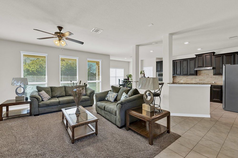 4818 Clamdigger Way Garland, TX 75043 - Thumbnail 5