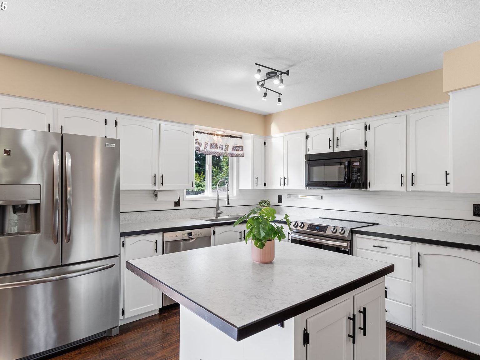 2409 NE 100th St Vancouver, WA 98686 - Thumbnail 5