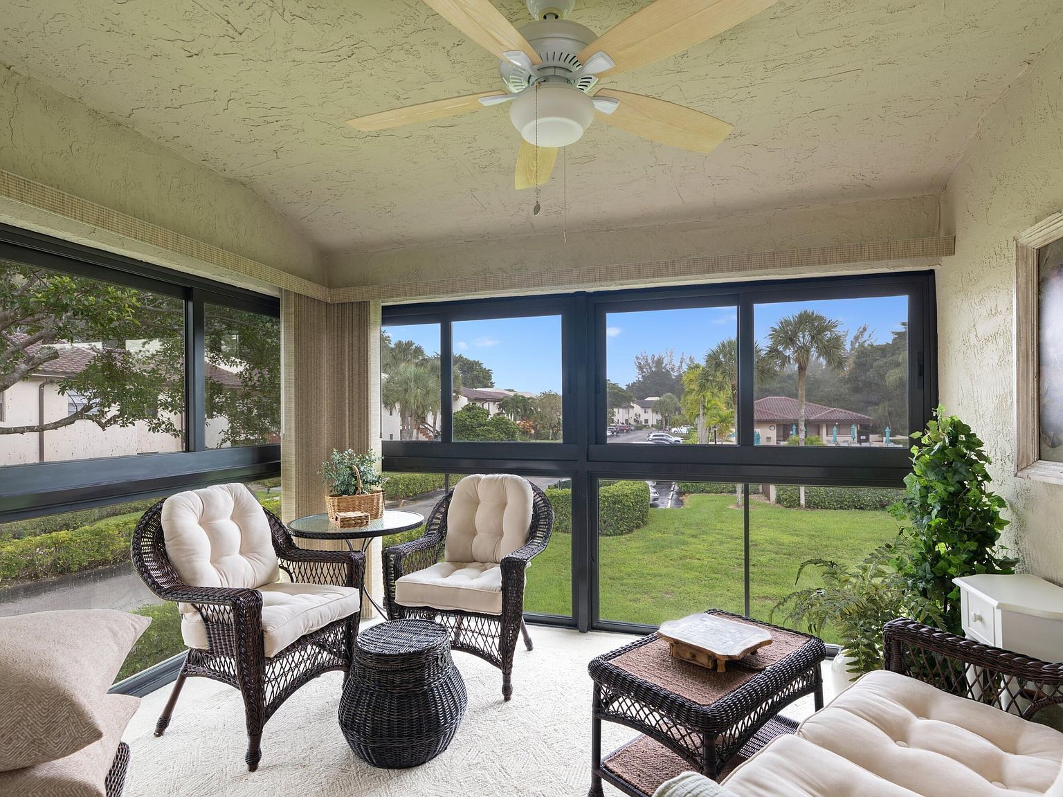 21734 Arriba Real APT 32B Boca Raton, FL 33433 - Thumbnail 5