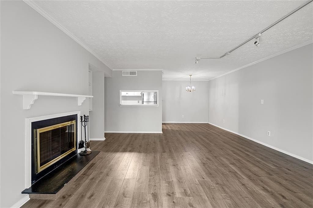 219 Smokerise Cir SE Marietta, GA 30067 - Thumbnail 5