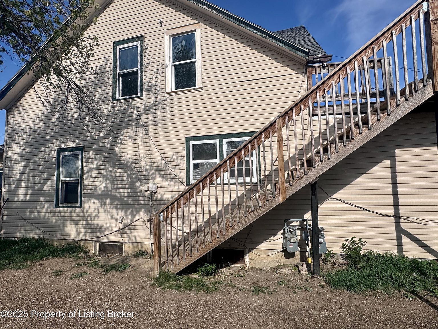 134 E Broadway St Dickinson, ND 58601 - Thumbnail 5