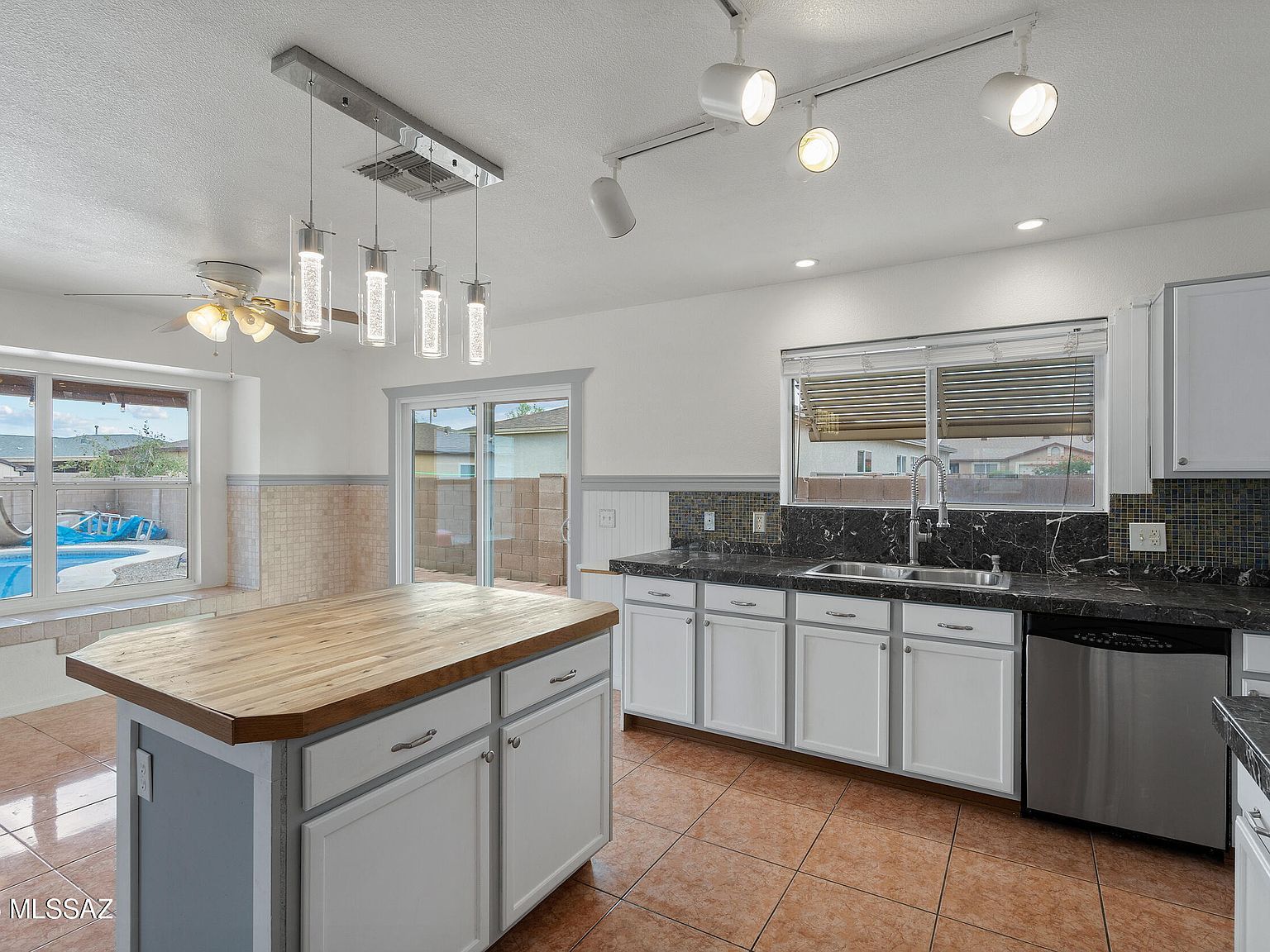 3678 S Desert Echo Rd Tucson, AZ 85735 - Thumbnail 5