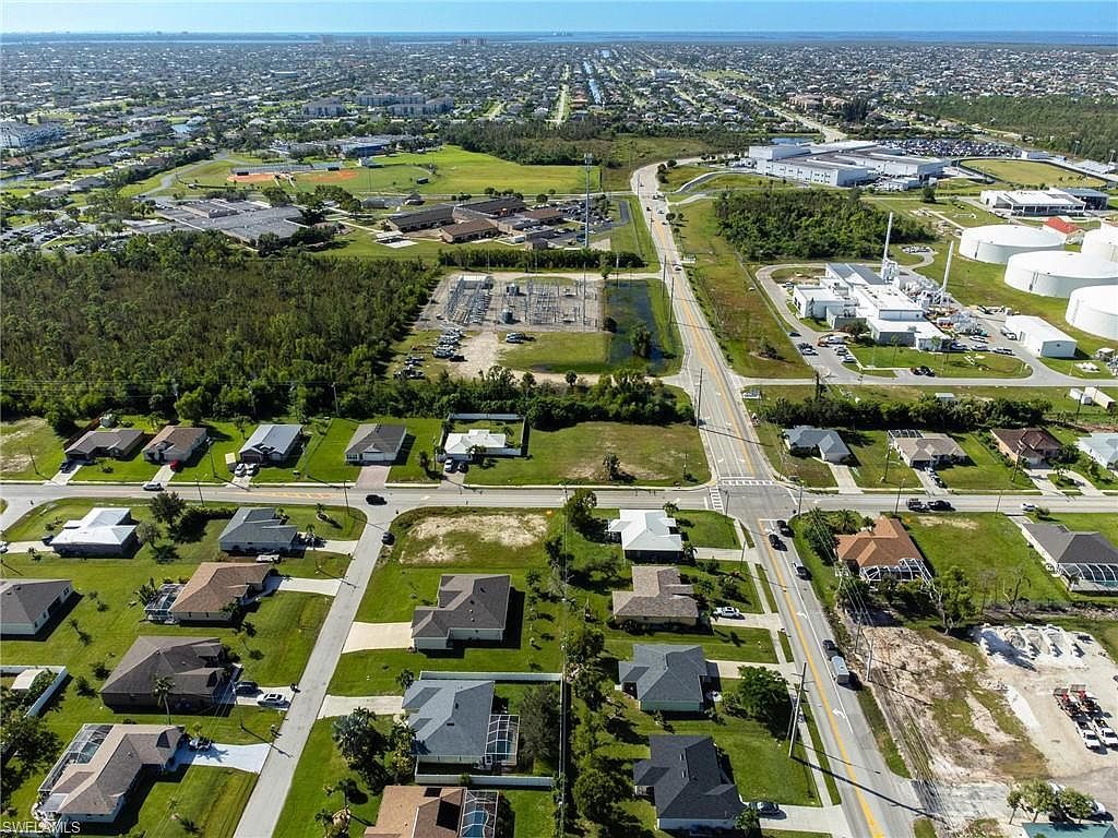 1924 SW 32nd St Cape Coral, FL 33914 - Thumbnail 5